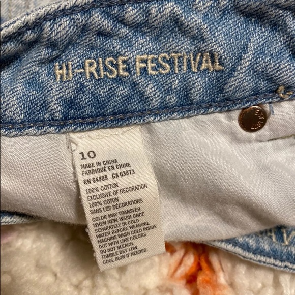 American eagle shorts size 10 - Picture 4 of 4